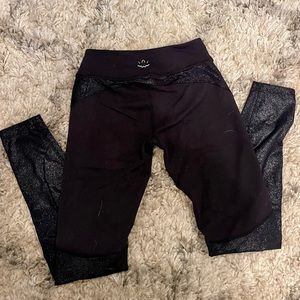 Beyond Yoga leggings